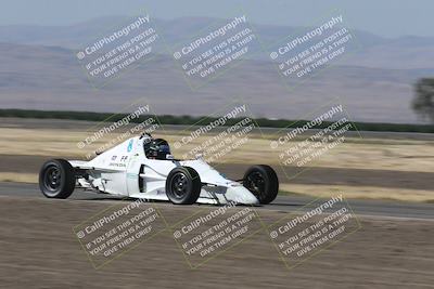 media/Jun-02-2024-CalClub SCCA (Sun) [[05fc656a50]]/Group 4/Qualifying/